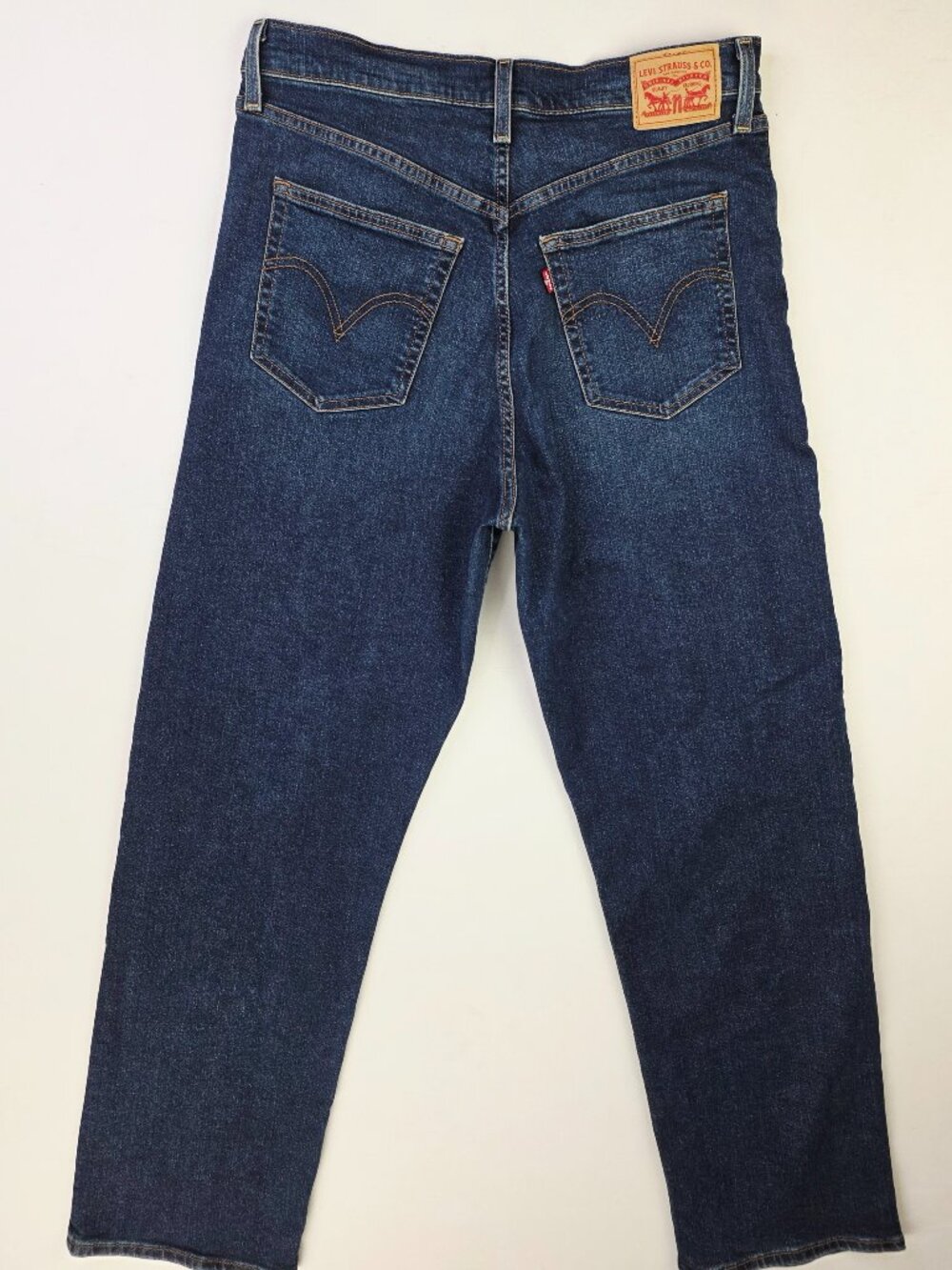 Levi's Ribcage Straight Button Fly Womens Size 32X32 Blue Denim 5 Pocket Jeans